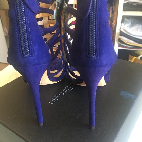 Heels - Picture 3 of 6